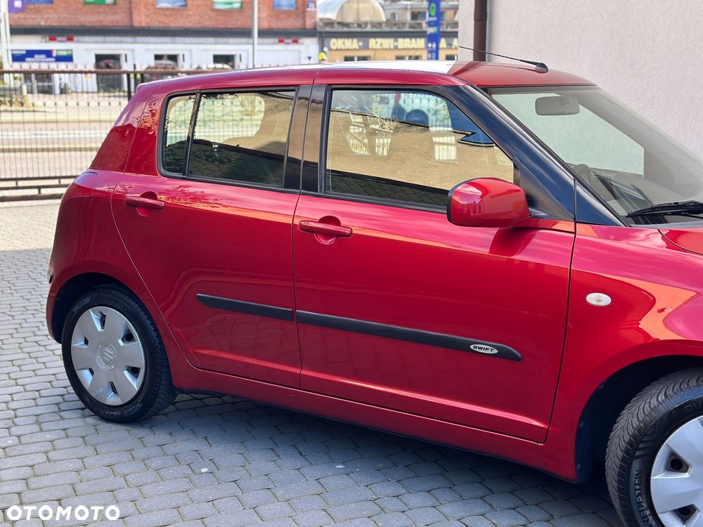 Suzuki Swift 1.3 Comfort - 2