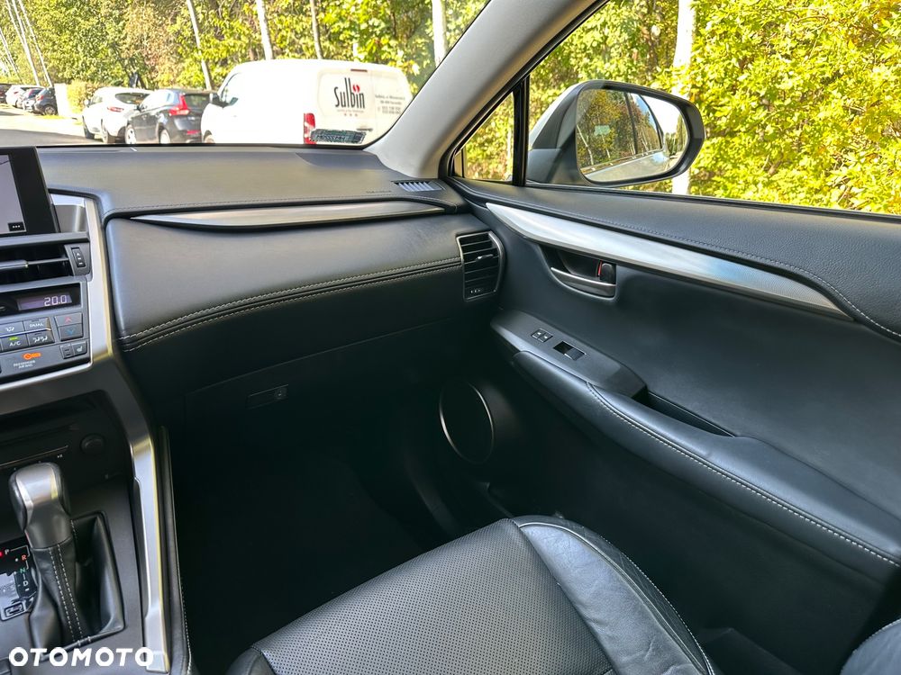 Lexus NX - 25
