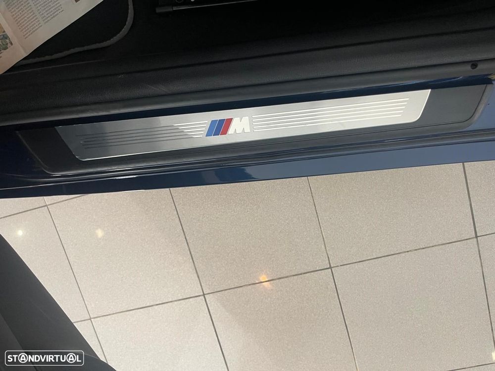 BMW Z4 35 is Auto - 43