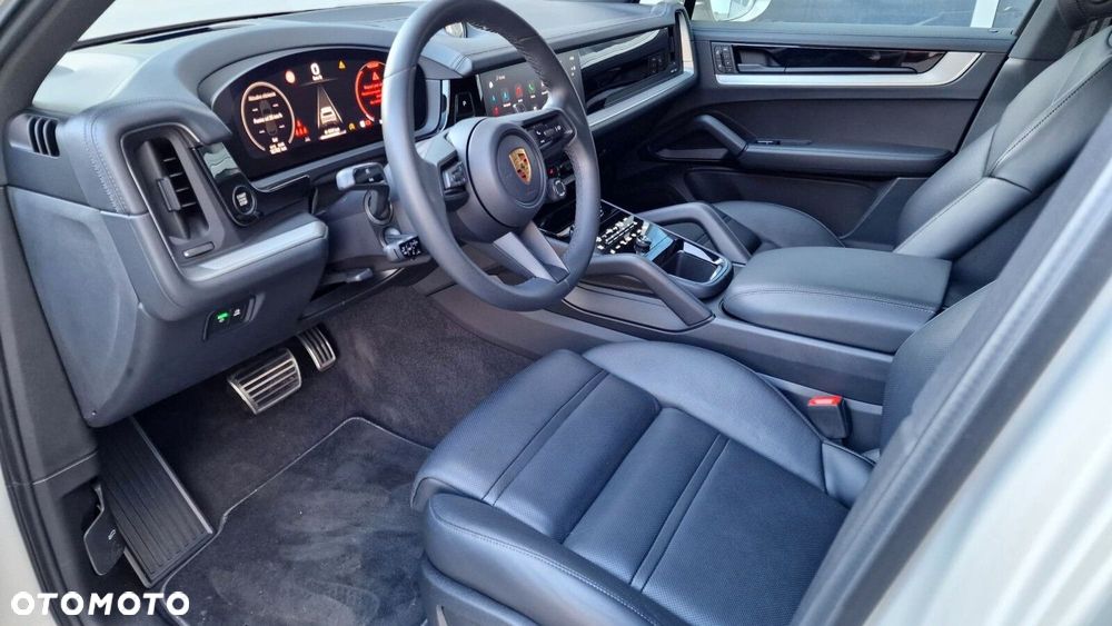 Porsche Cayenne - 14