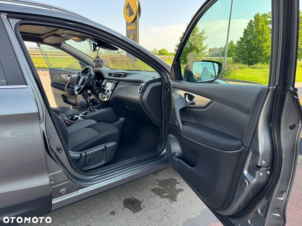 Nissan Qashqai 1.6 DIG-T N-Connecta - 15