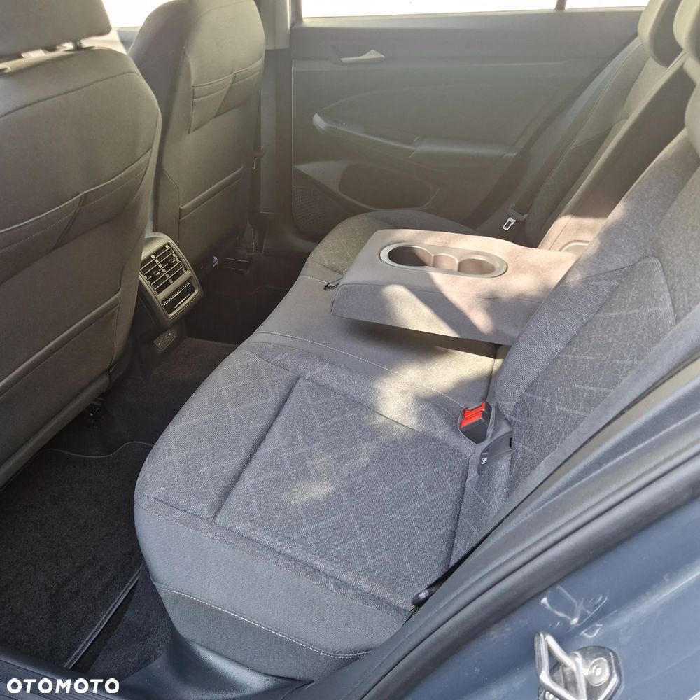 Volkswagen Golf - 12
