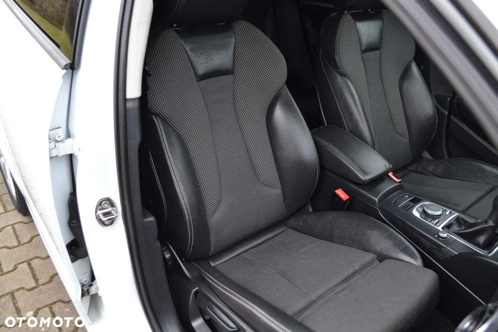 Audi A3 Sportback 1.6 TDI (clean diesel) S line Sportpaket - 26