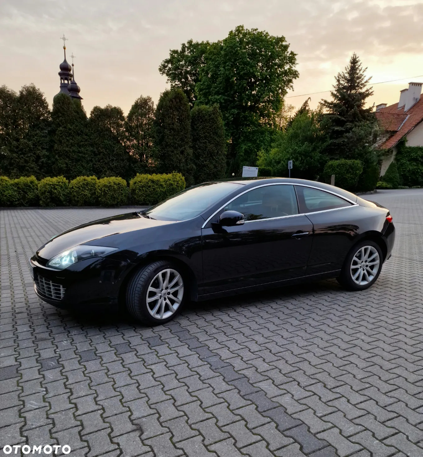 Renault Laguna Coupe dCi 150 FAP - 8
