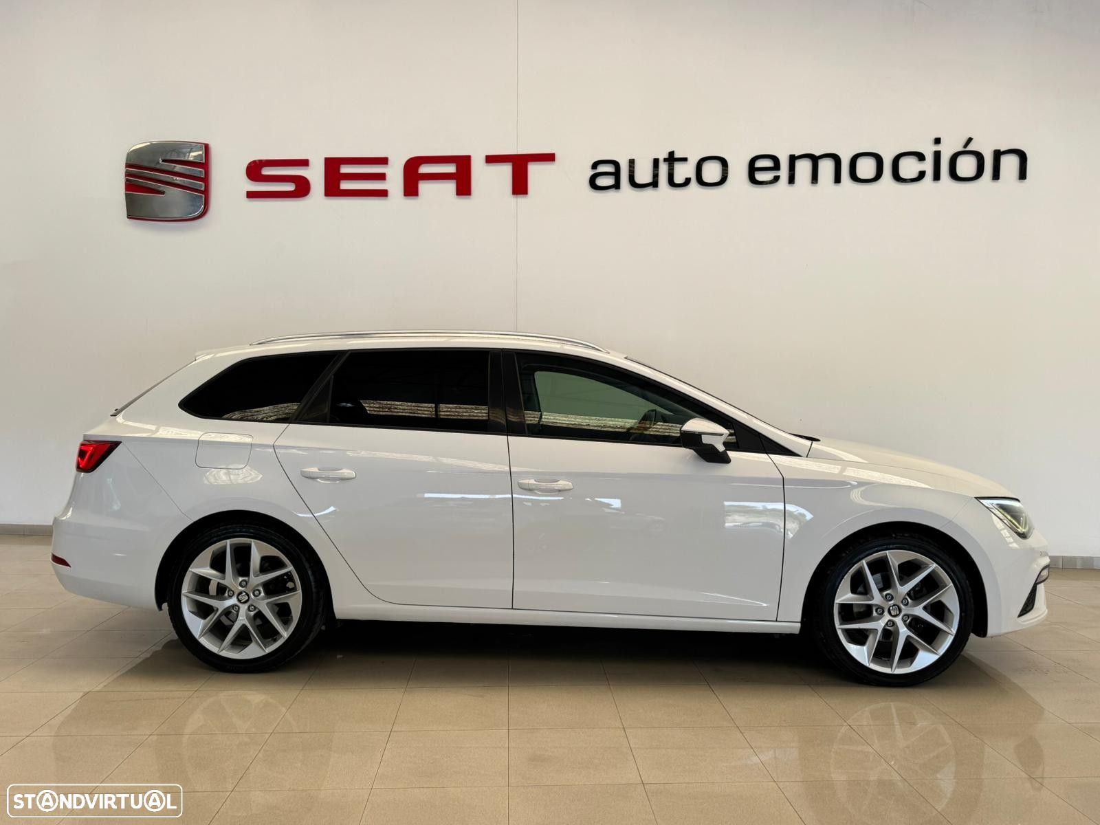 SEAT Leon ST 2.0 TDI FR S/S - 12