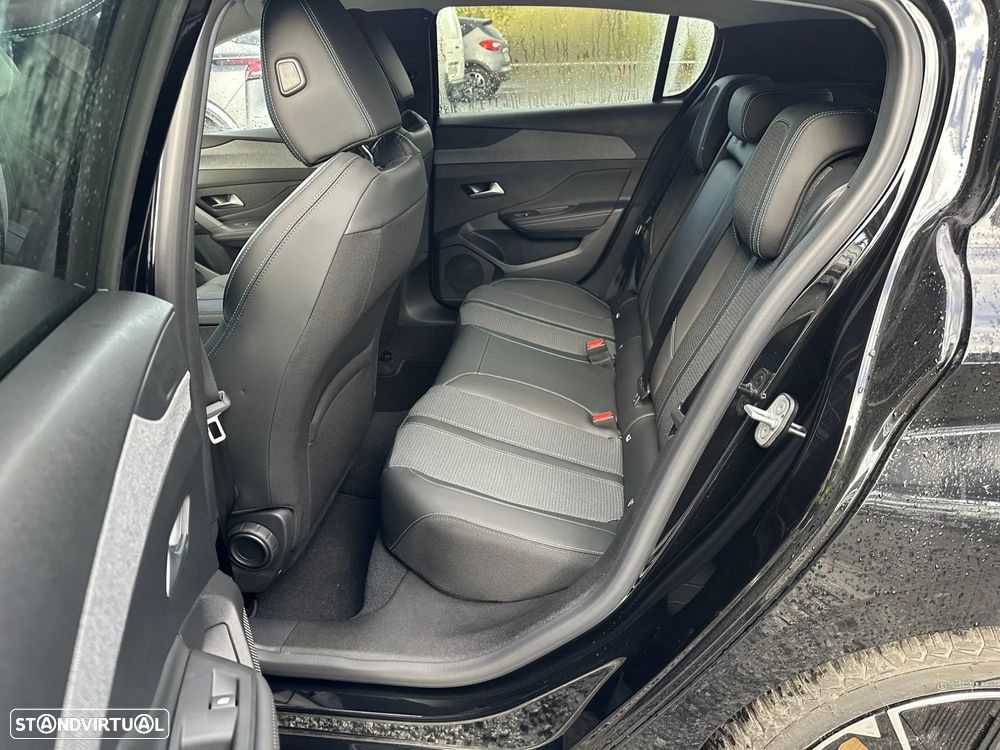 Peugeot e-308 156 Allure - 12