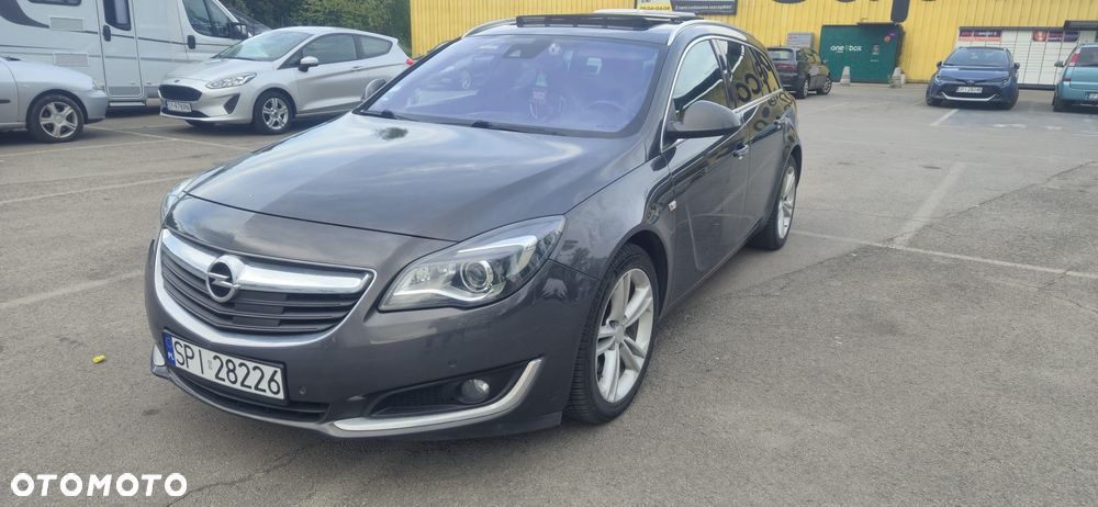Opel Insignia - 1