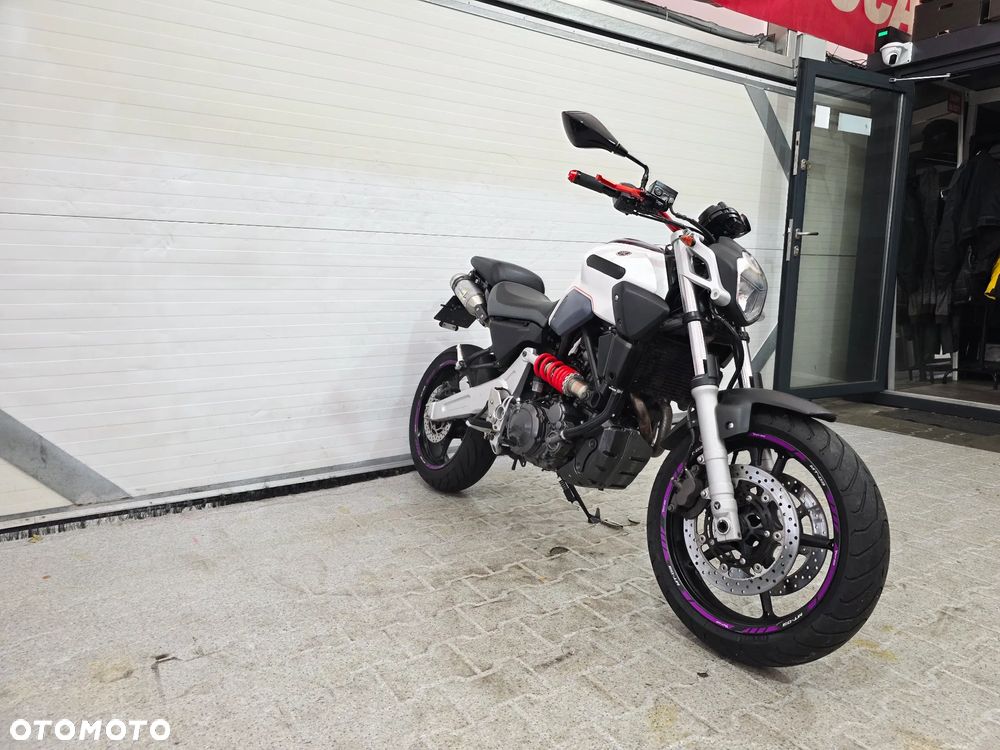 Yamaha MT - 5