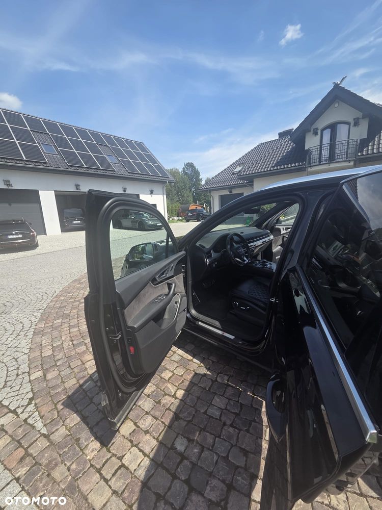 Audi SQ7 - 22