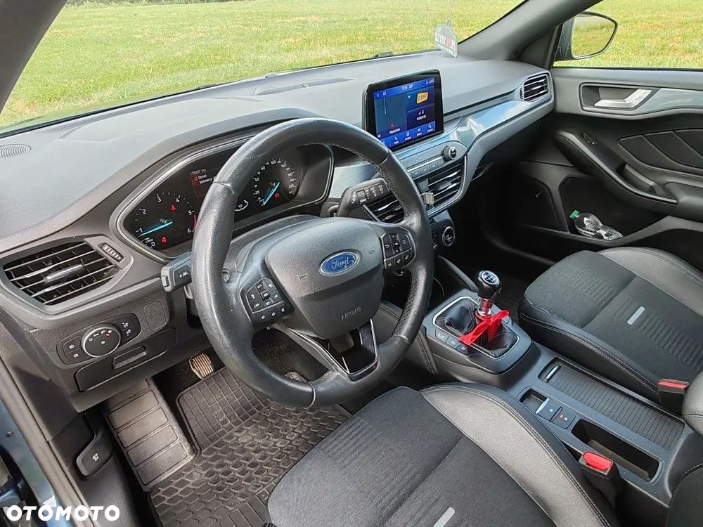 Ford Focus - 22
