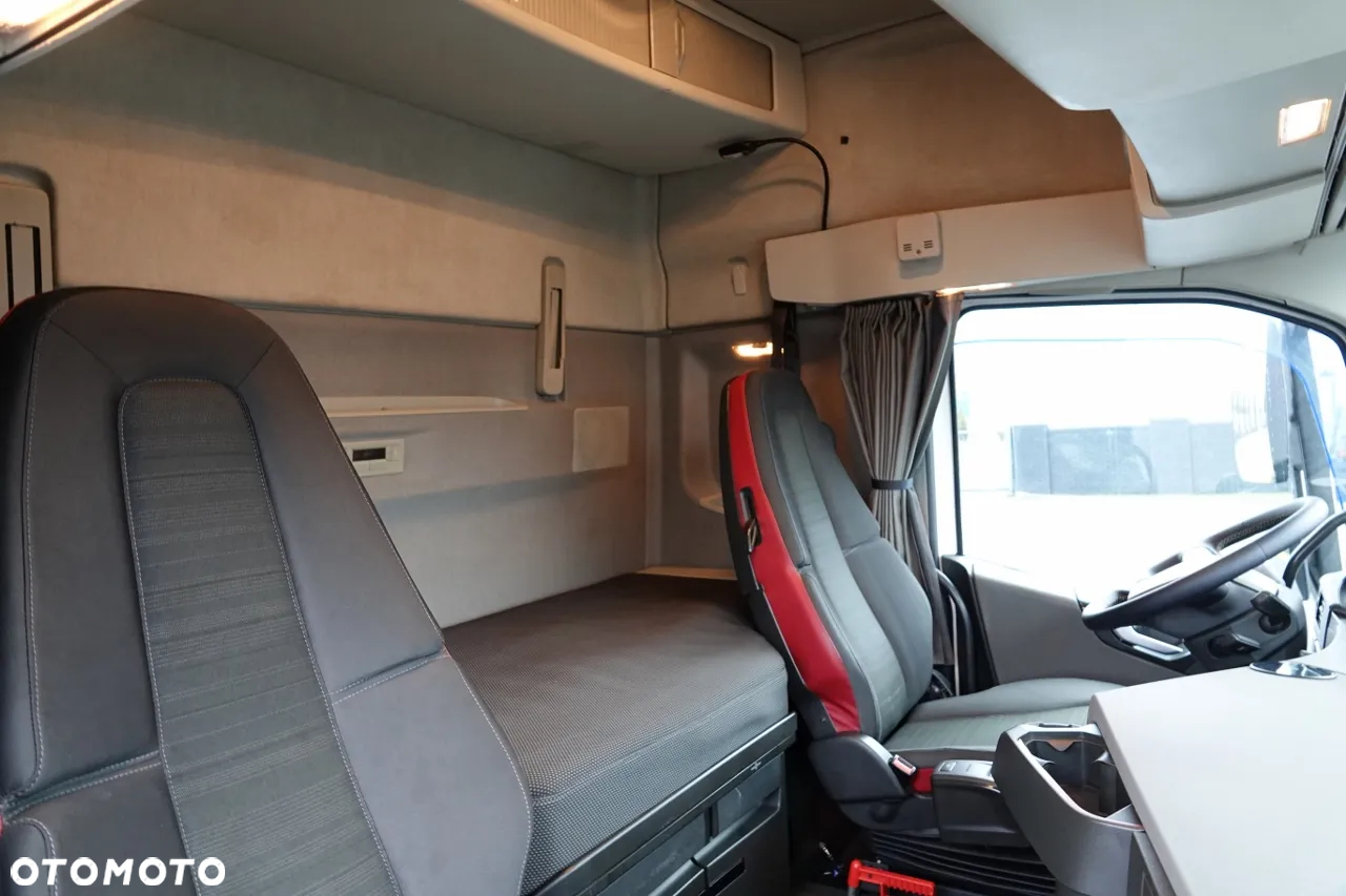Volvo FH 500 / HYDRAULIKA / KLIMA POSTOJOWA / OPONY 100% - 32
