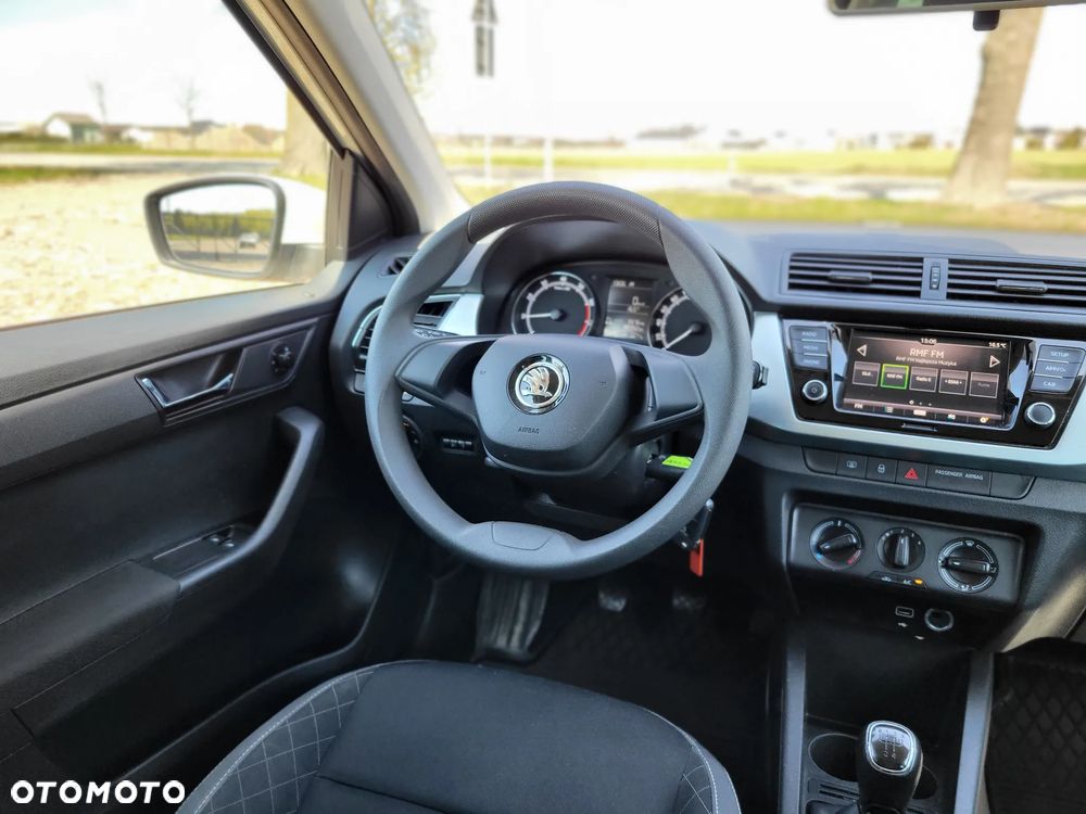 Skoda Fabia 1.0 TSI Ambition - 10