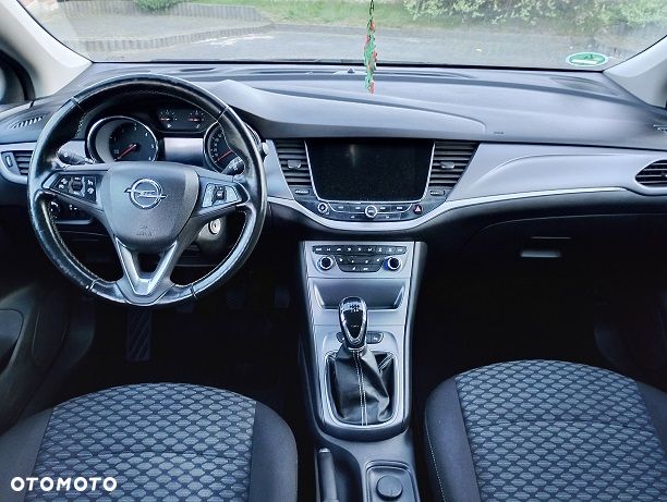 Opel Astra - 11