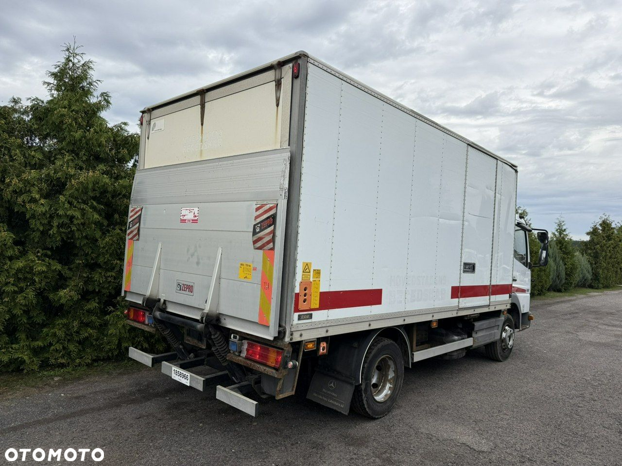 Mercedes-Benz ATEGO - 2
