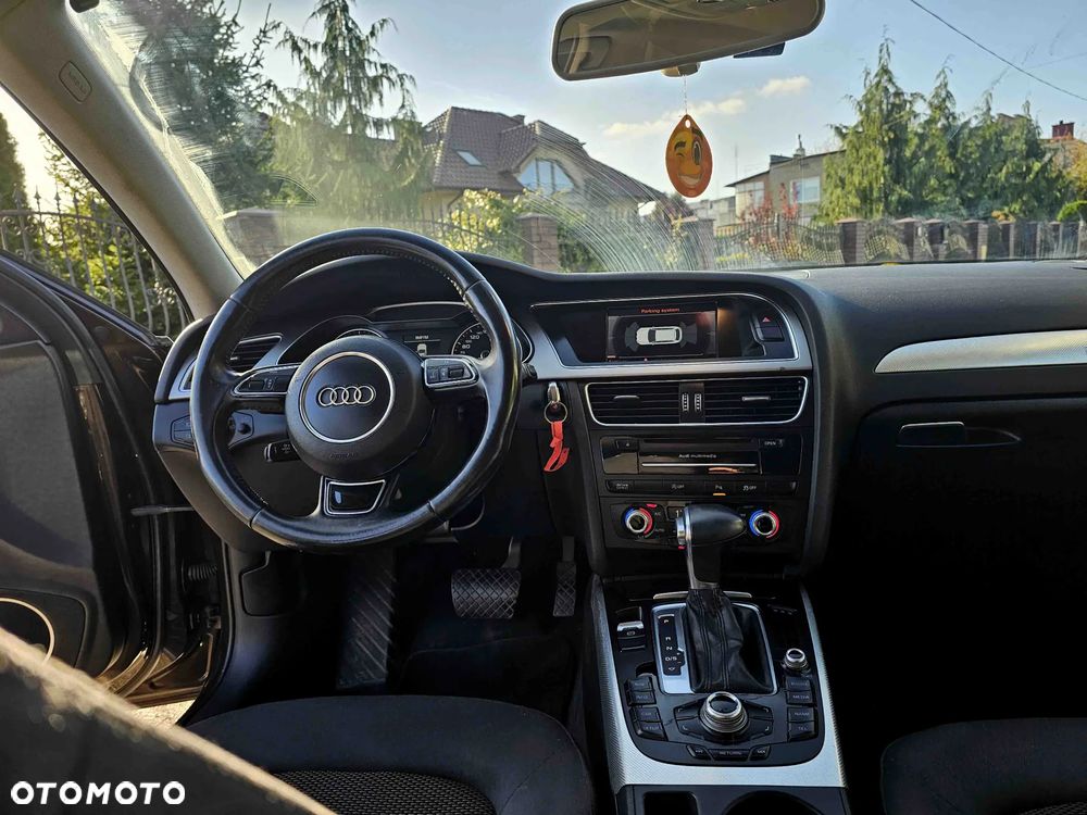 Audi A4 Allroad 2.0 TDI DPF S tronic - 17