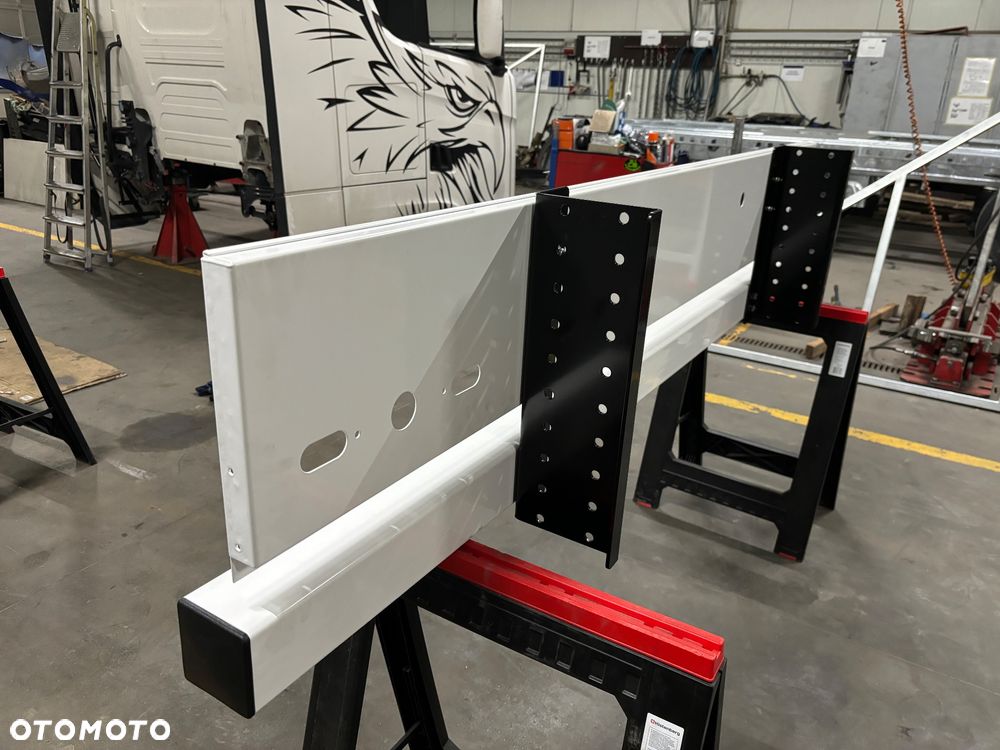 Zderzak belka schmitz blenda wspornik lamp krone - 3