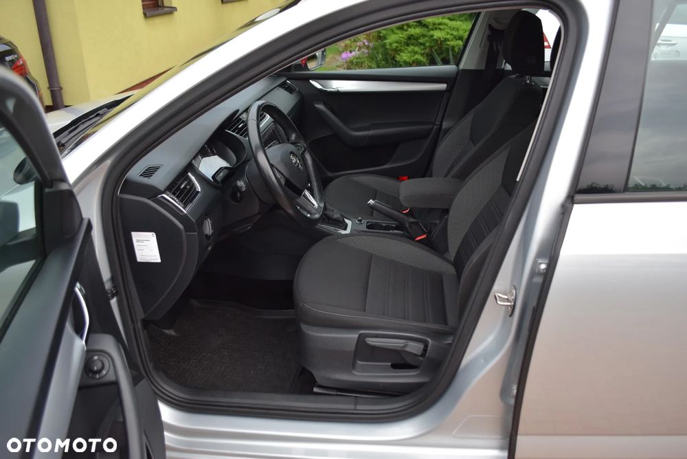 Skoda Octavia 2.0 TSI Clever DSG - 11