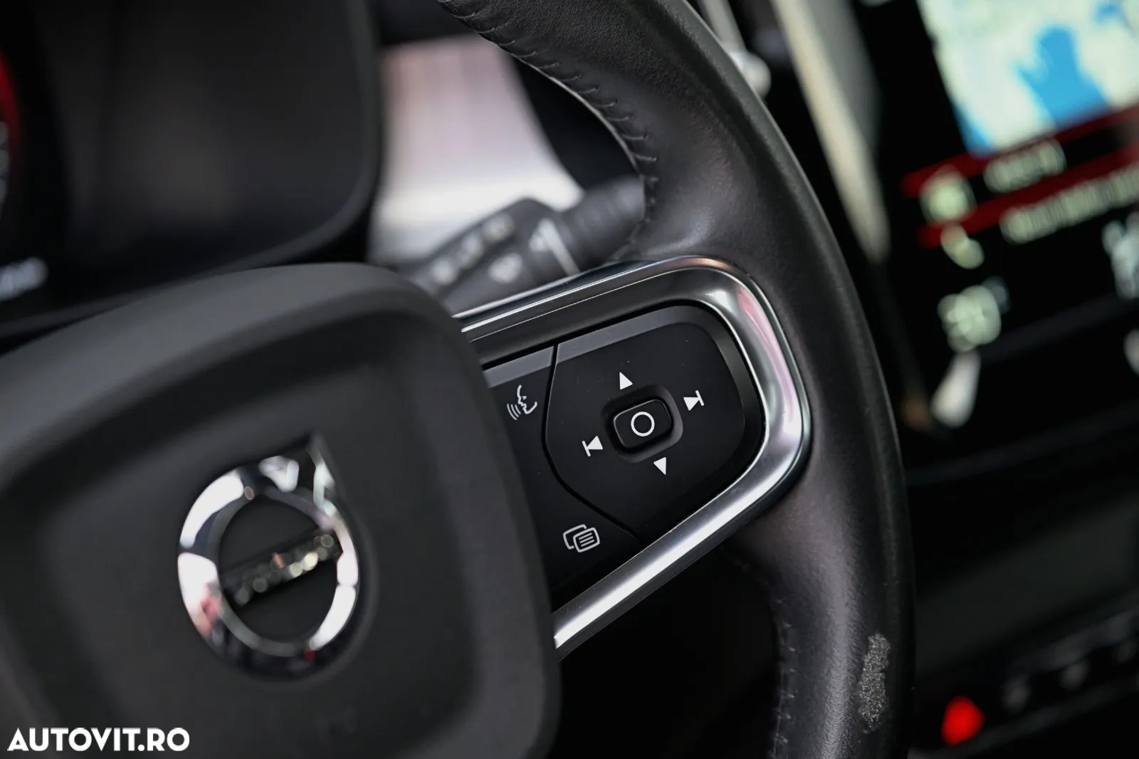 Volvo XC 40 T5 Recharge DKG Inscription Expression - 11