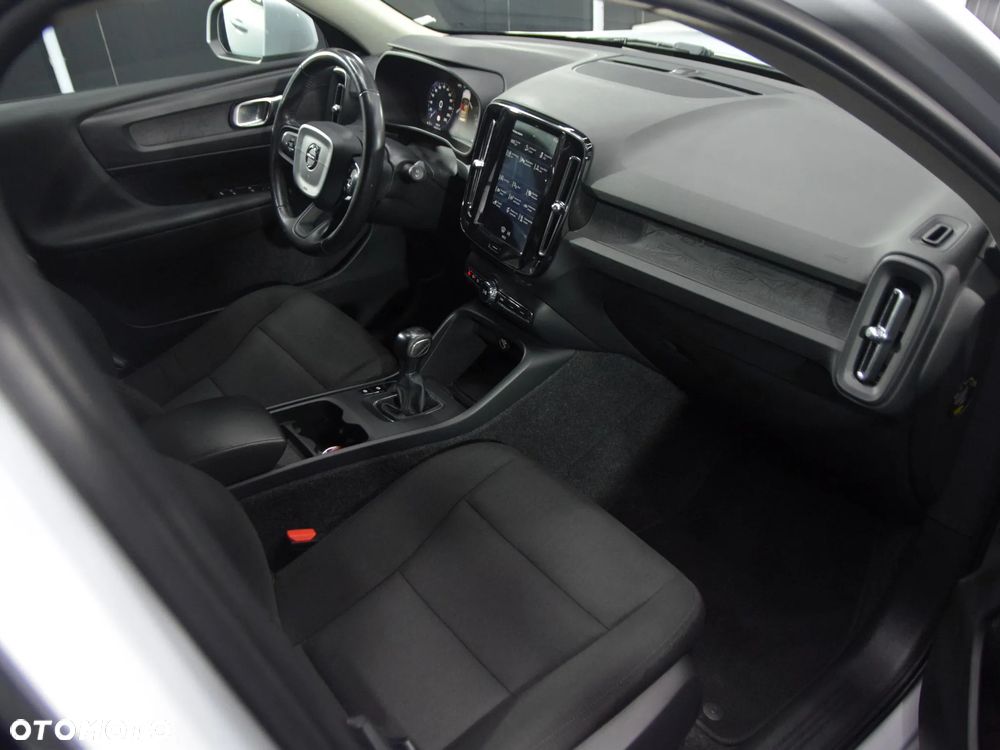 Volvo XC 40 - 11