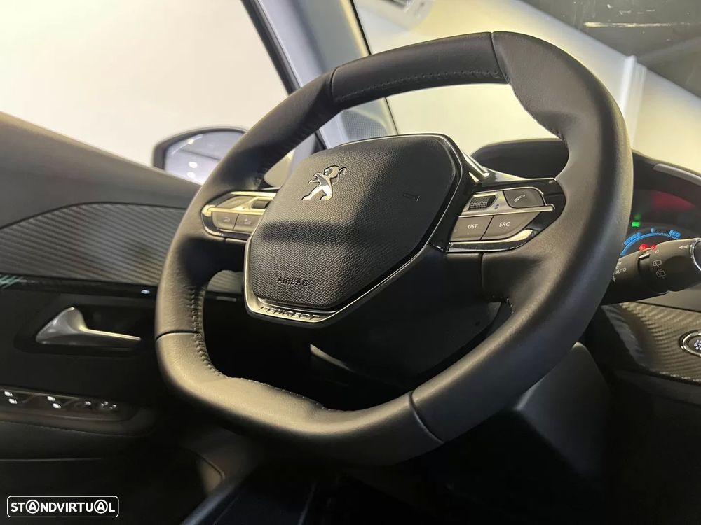 Peugeot e-208 Active Pack - 38