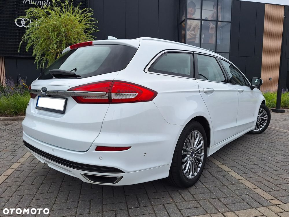 Ford Mondeo 2.0 EcoBlue Titanium - 11
