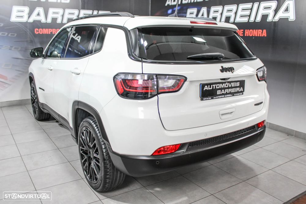 Jeep Compass 1.6 MultiJet Night Eagle - 30
