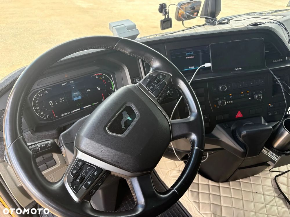 MAN TGX - 17