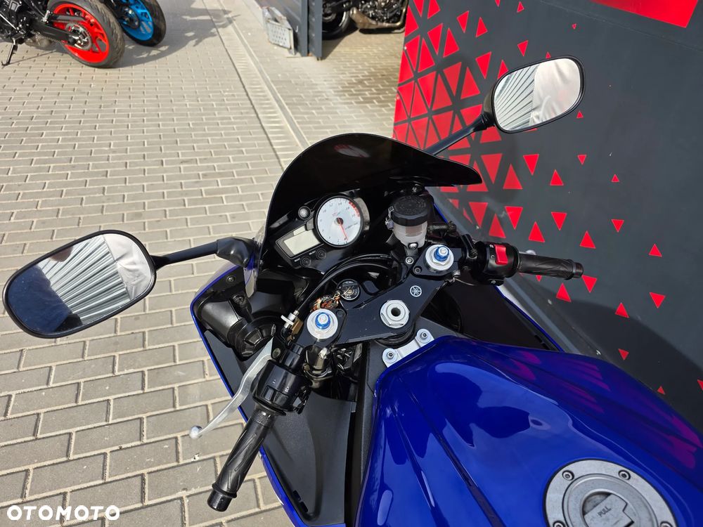 Yamaha R6 - 29
