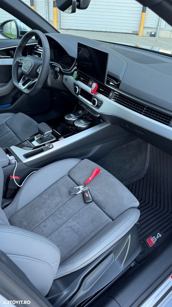 Audi A4 Avant 35 TDI S tronic S line - 35