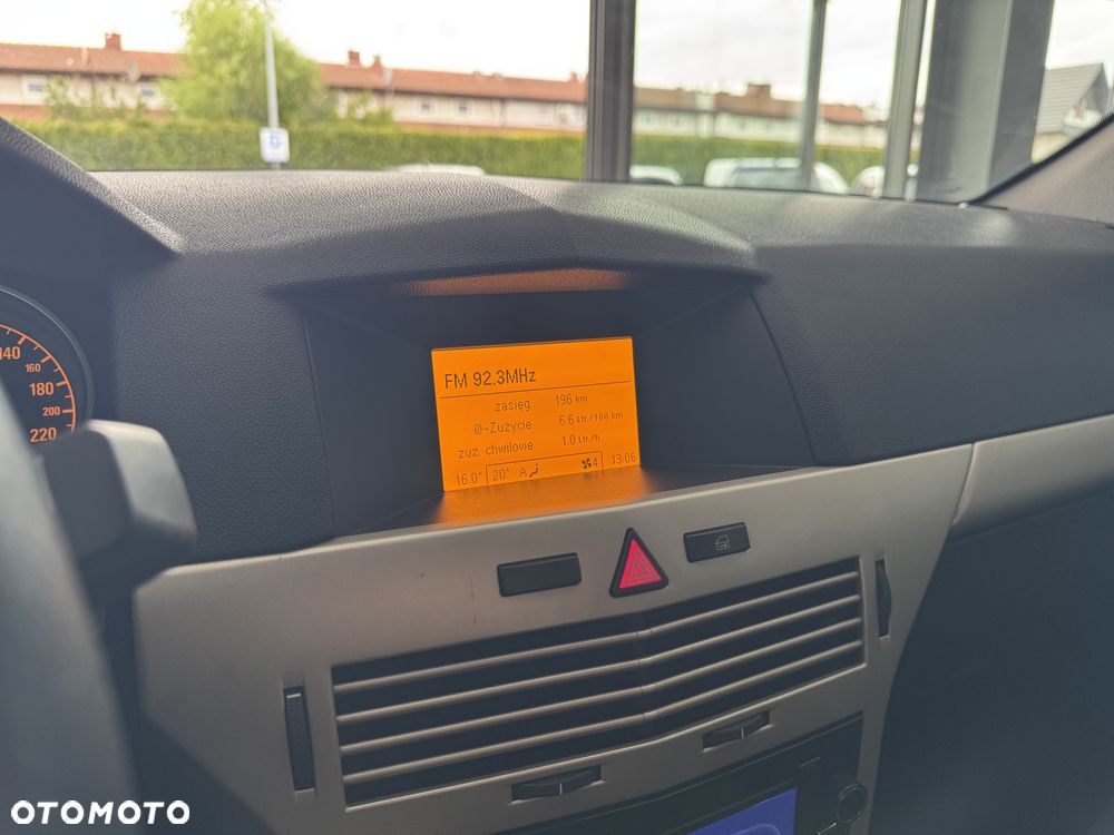 Opel Astra - 23