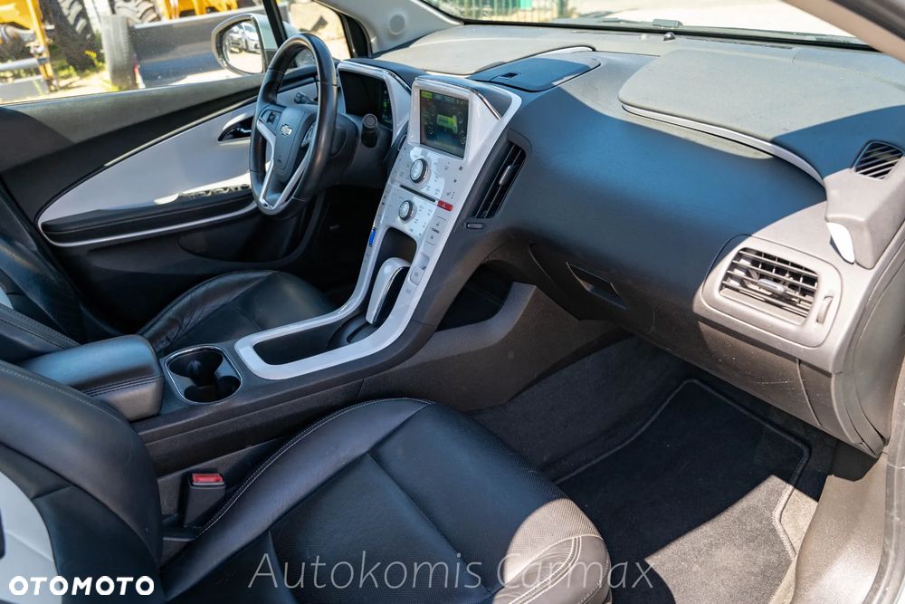 Chevrolet Volt - 15