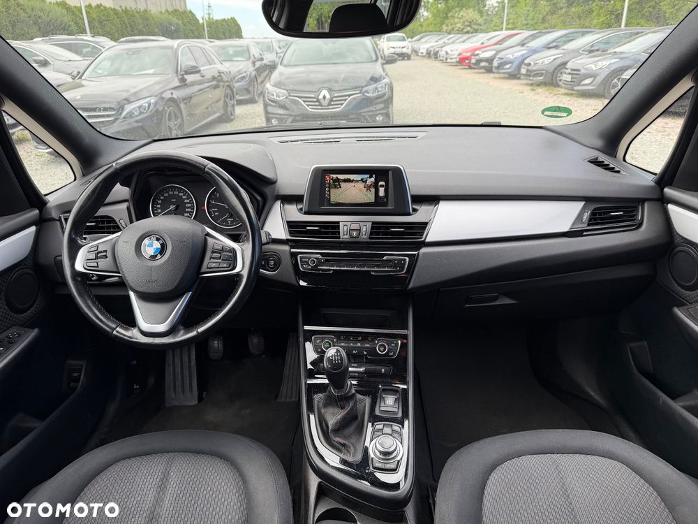 BMW Seria 2 218i Luxury Line - 24