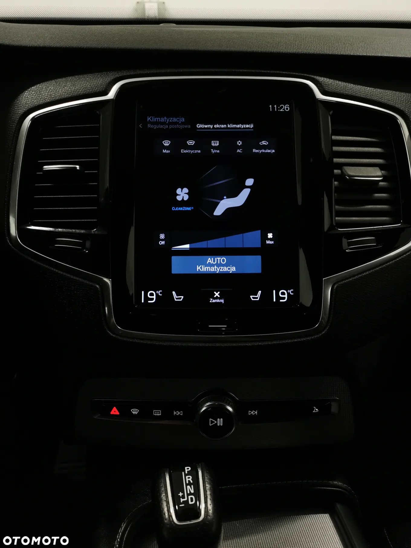 Volvo XC 90 D5 AWD R-Design - 16