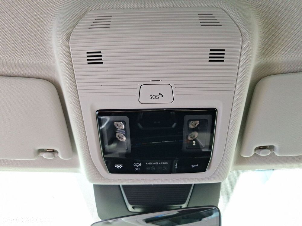 Volkswagen T-Roc 1.5 eTSI Life DSG - 28