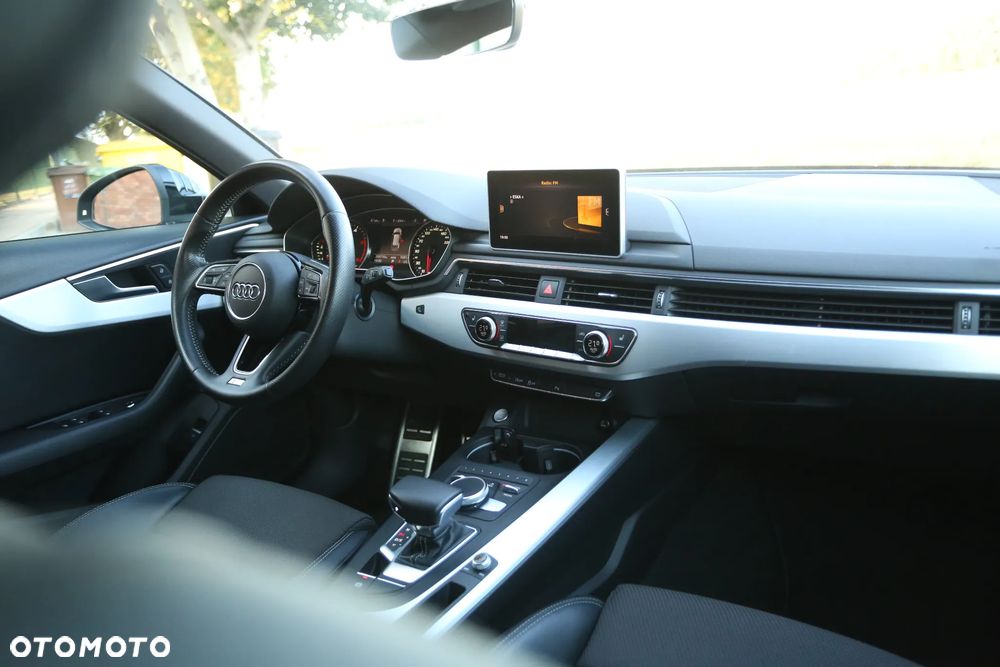 Audi A4 Avant 2.0 TDI ultra S tronic sport - 29