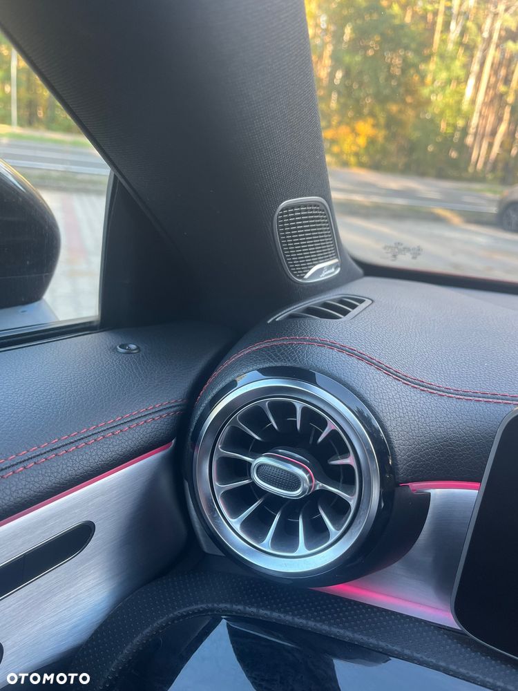 Mercedes-Benz CLA 250 4-Matic AMG Line 7G-DCT - 31