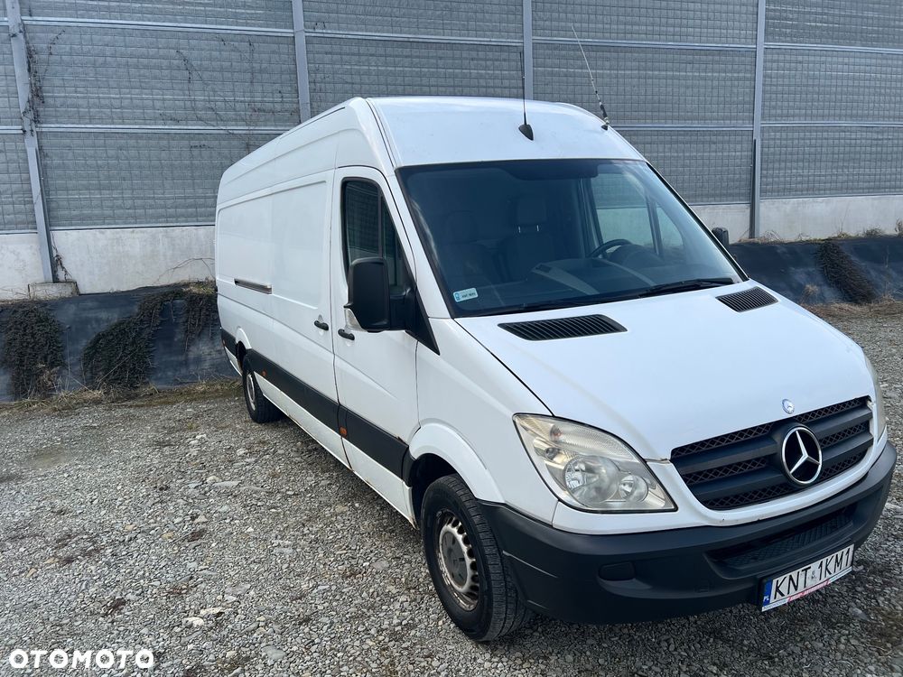 Mercedes-Benz Sprinter - 5
