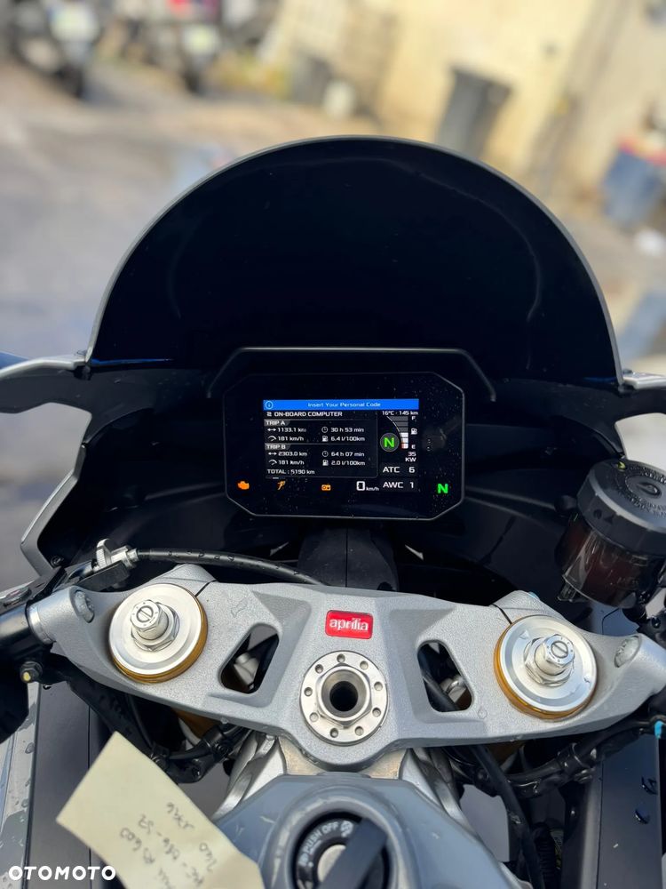 Aprilia Tuono - 14