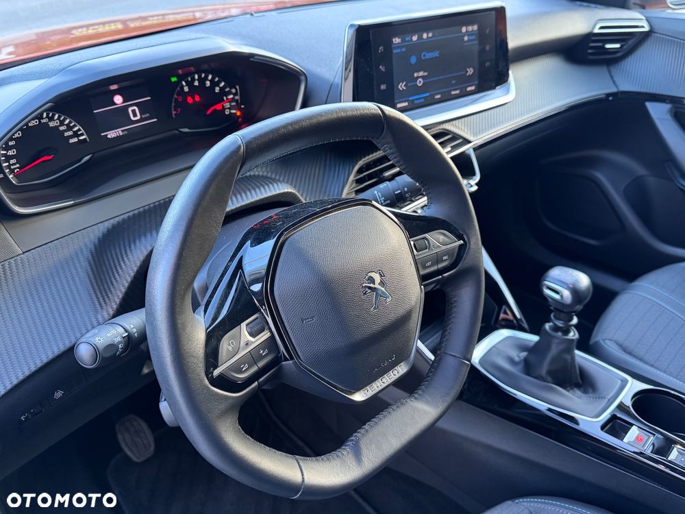 Peugeot 2008 PureTech 100 Allure - 29