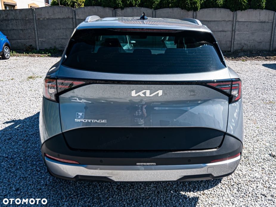 Kia Sportage 1.6 T-GDI HEV M 4WD - 6