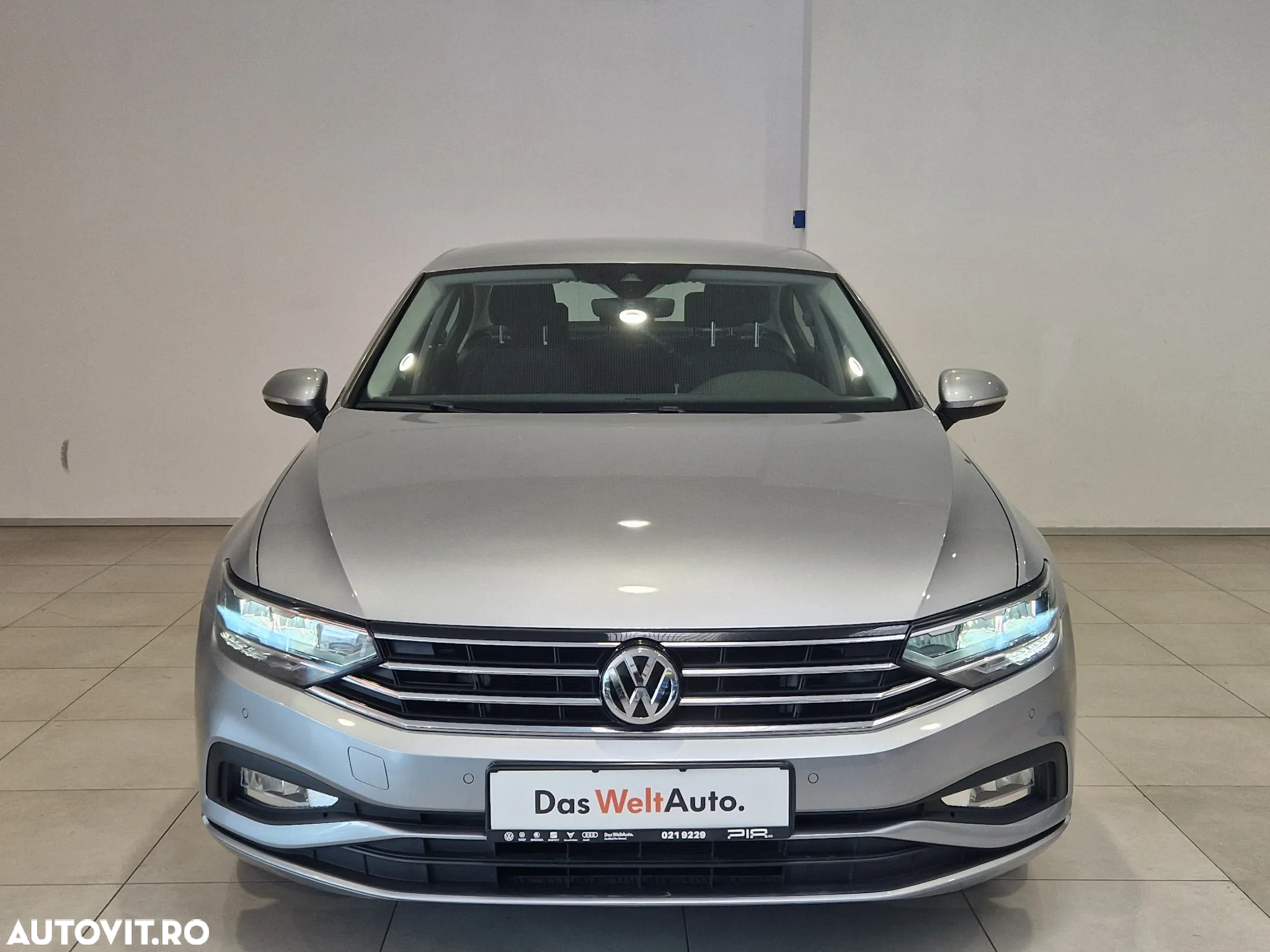 Volkswagen Passat 1.5 TSI ACT DSG Advance - 4