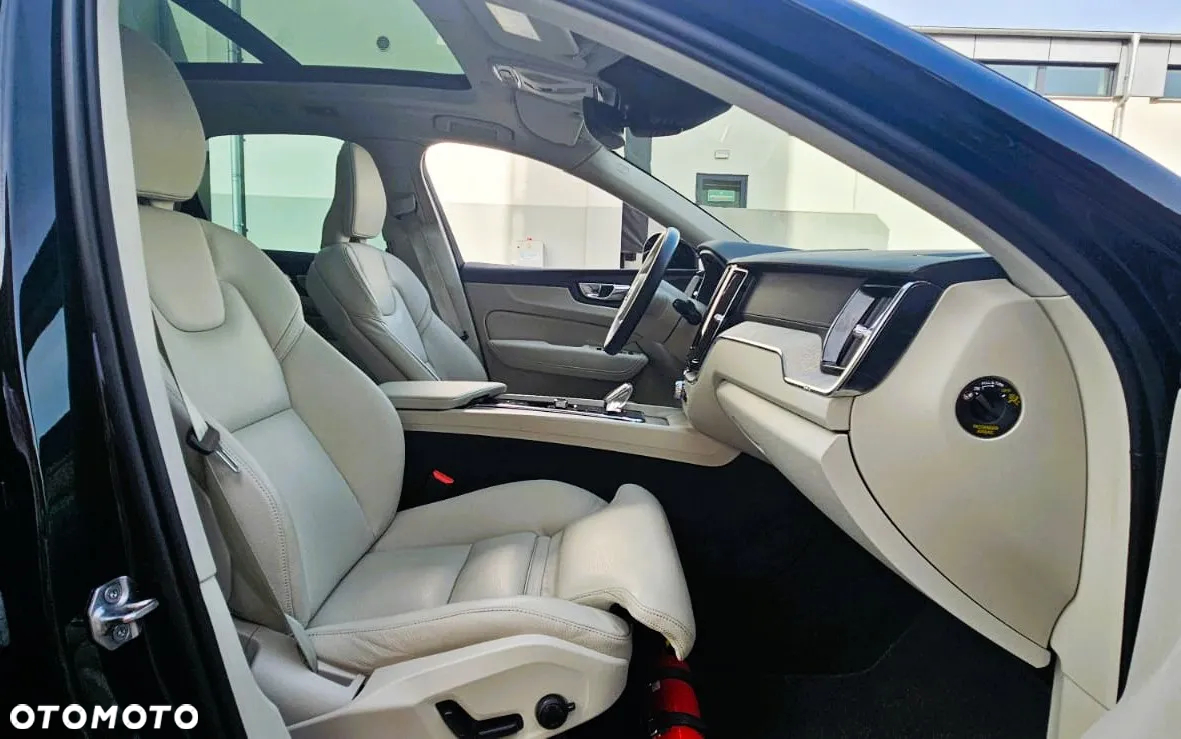 Volvo XC 60 B4 D Geartronic Inscription - 25
