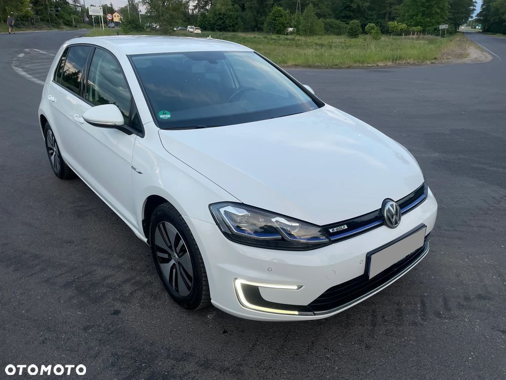 Volkswagen Golf - 27