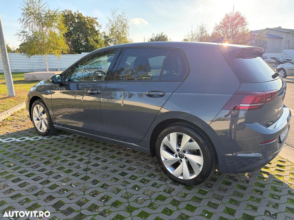 Volkswagen Golf - 4