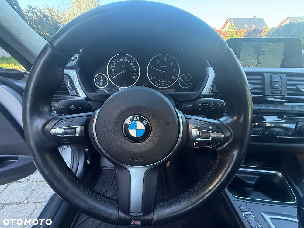 BMW Seria 3 318d - 18