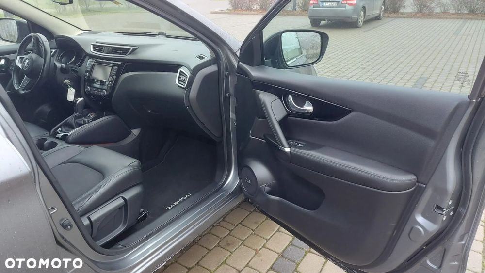 Nissan Qashqai 1.2 DIG-T Xtronic TEKNA+ - 9