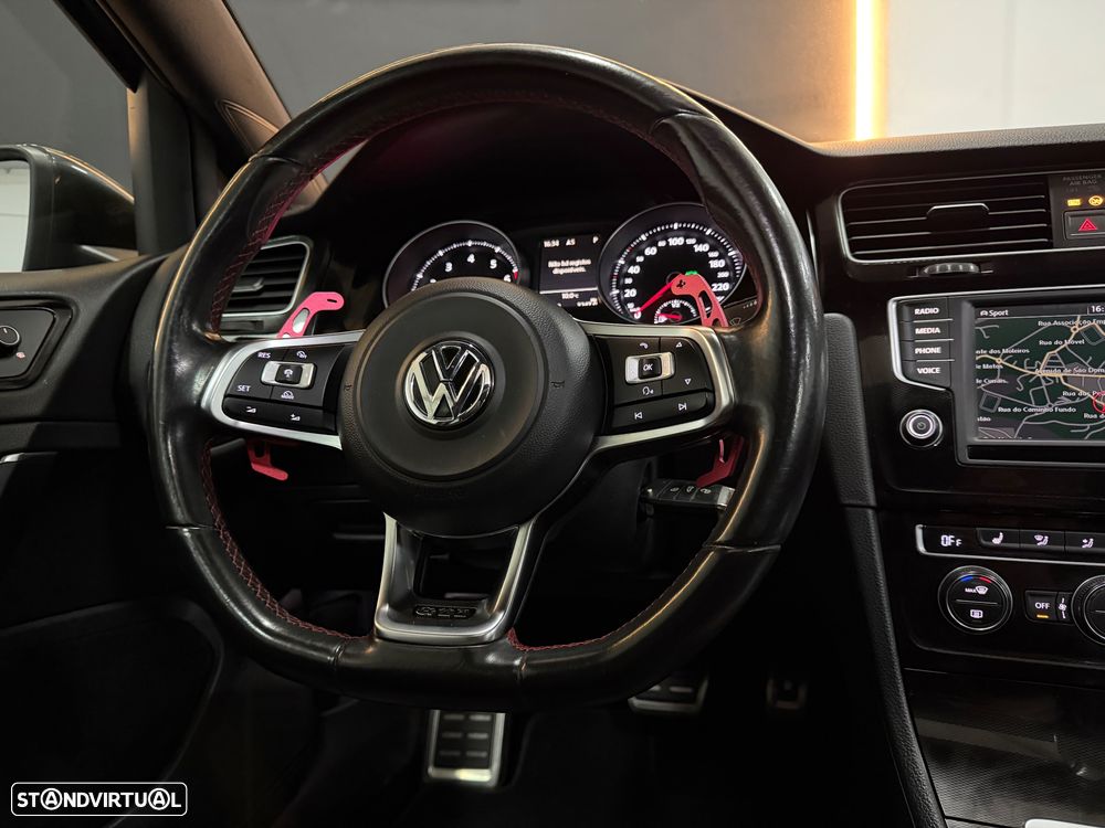 VW Golf 2.0 TSi GTi DSG - 22