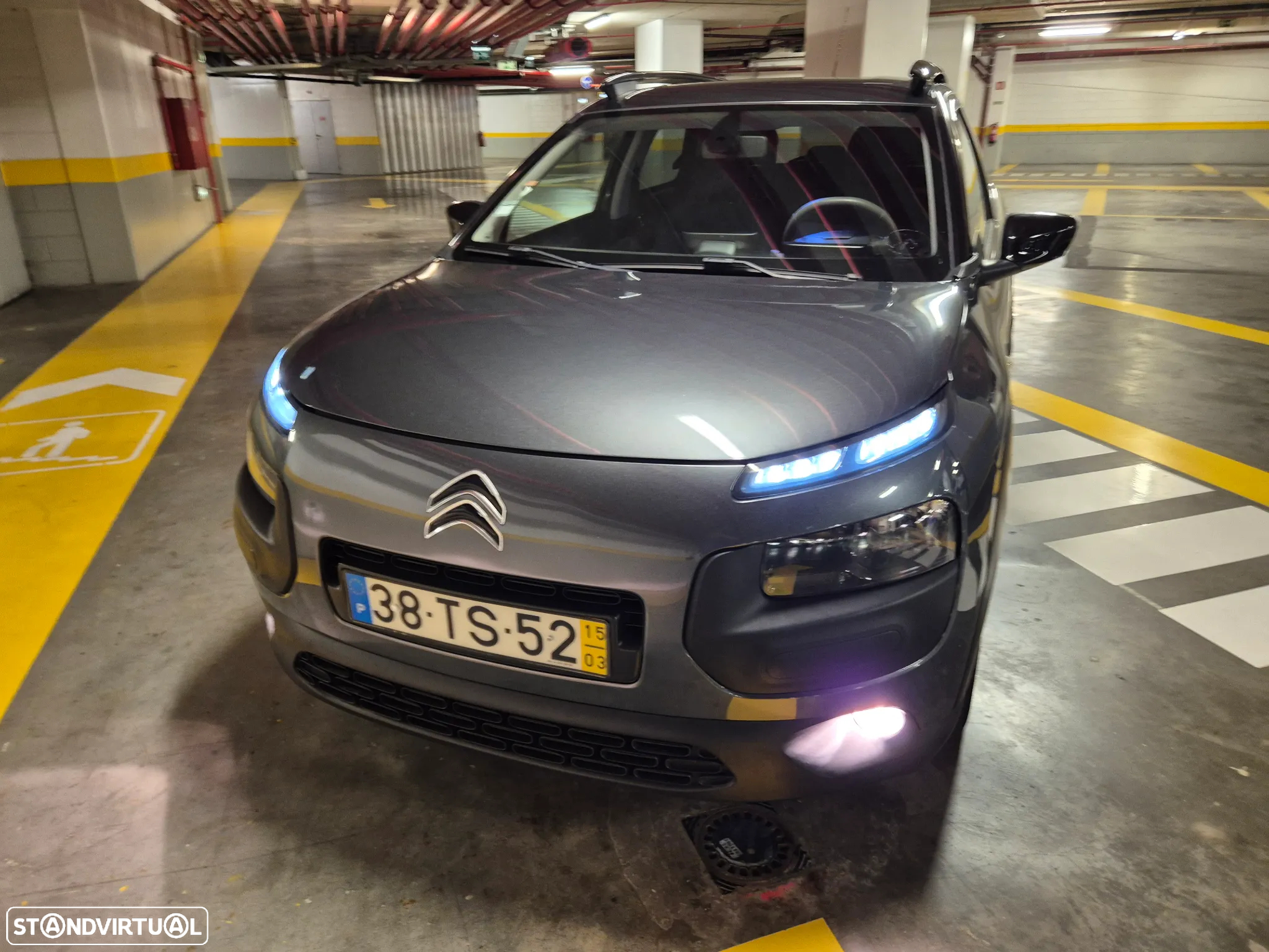 Citroën C4 Cactus BlueHDi 100 Stop&Start Shine - 4