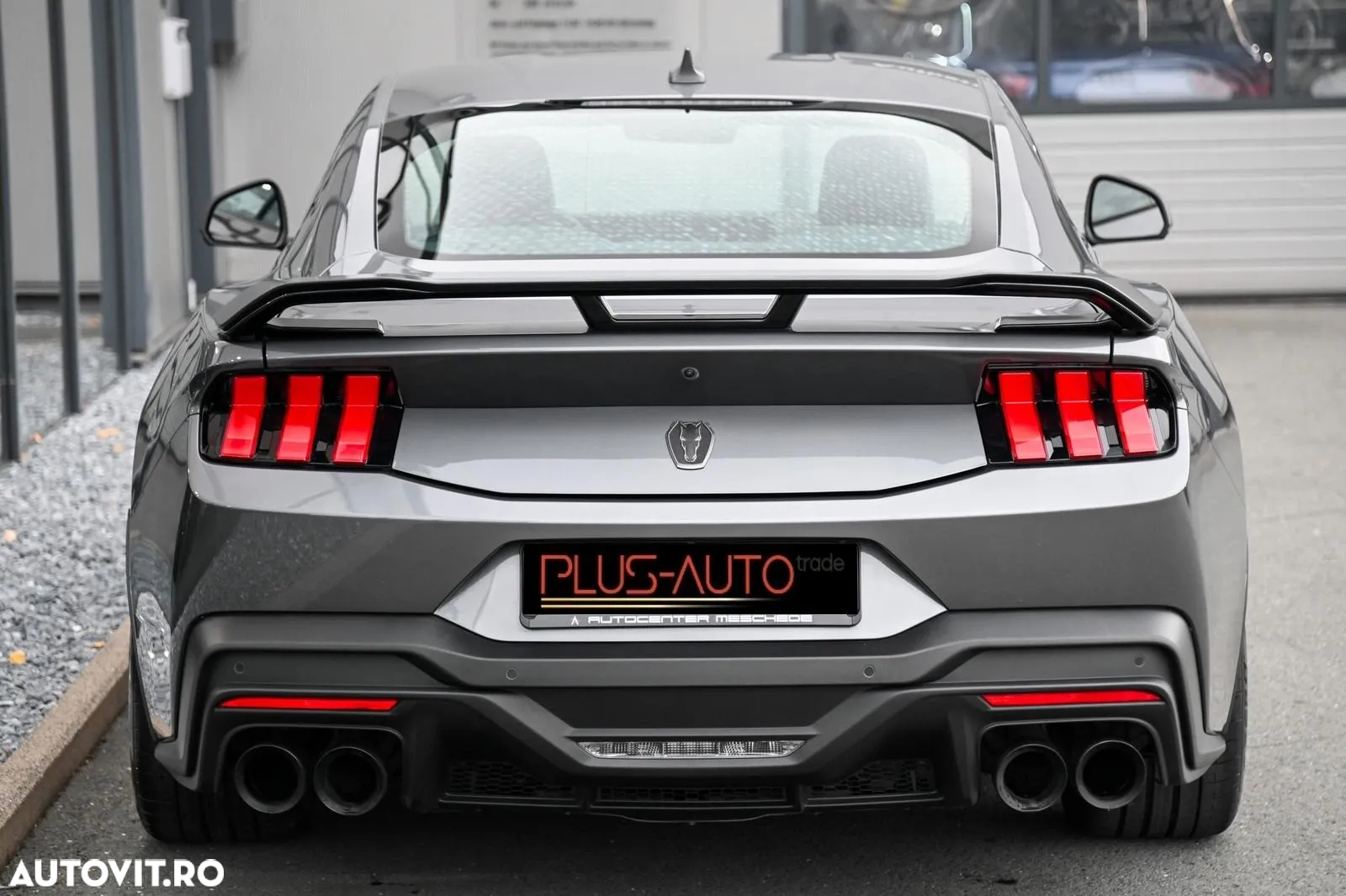Ford Mustang 5.0 V8 Dark Horse - 32