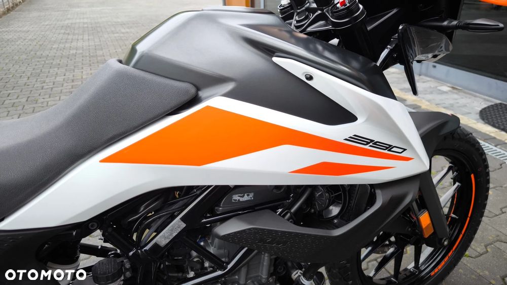 KTM Adventure - 18